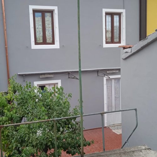 riparazione con imbiancatura porteportefinestre